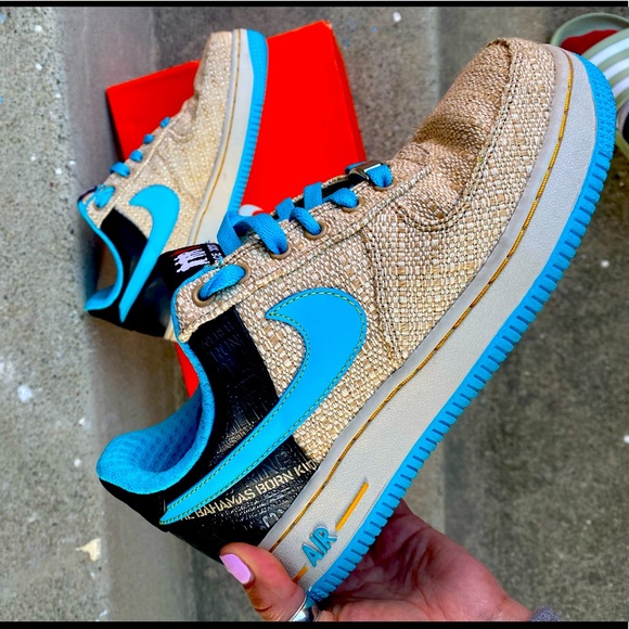 Air Force 1 Premium - Picture 2 of 6